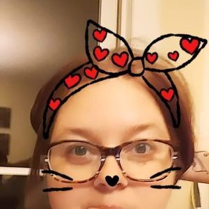 Meet your Posher, Marie eve